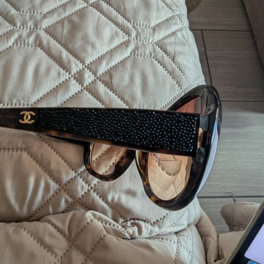 Chanel Interlocking CC Tortoiseshell Acetate Retro Y2k Sunglasses - Picture 14 of 14